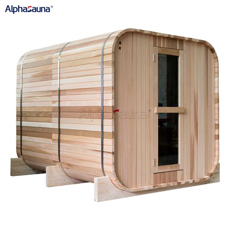 alphasauna_cedar_wood_square_sauna_(without_windows)