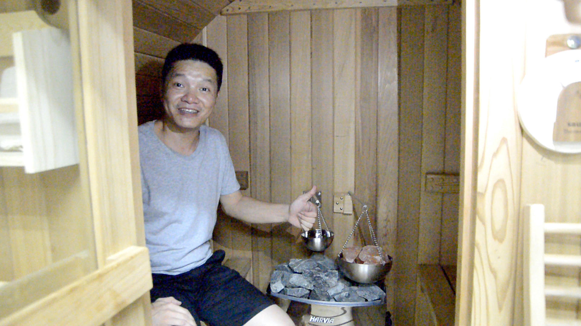 Hot selling outdoor barrel sauna room of Alphasauna